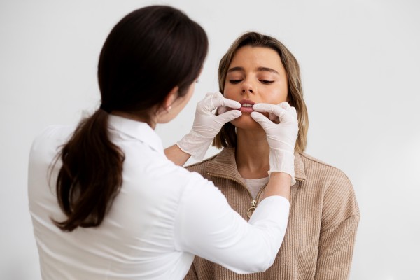 Lip Pigmentation Treatment in Delhi